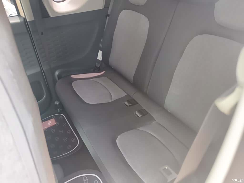 Wuling MINIEV, 2021 17