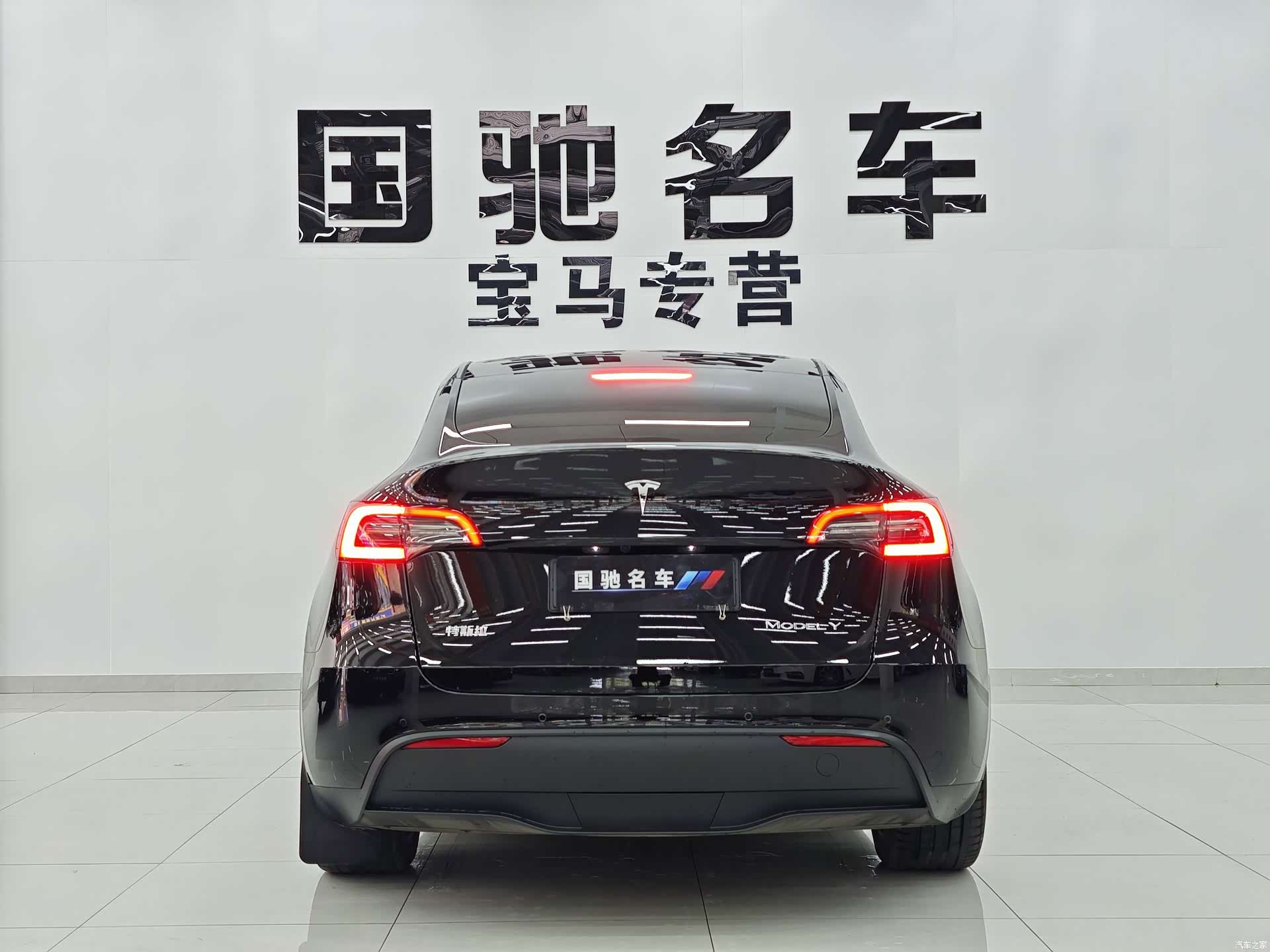 Tesla Model Y, 2023 все фото