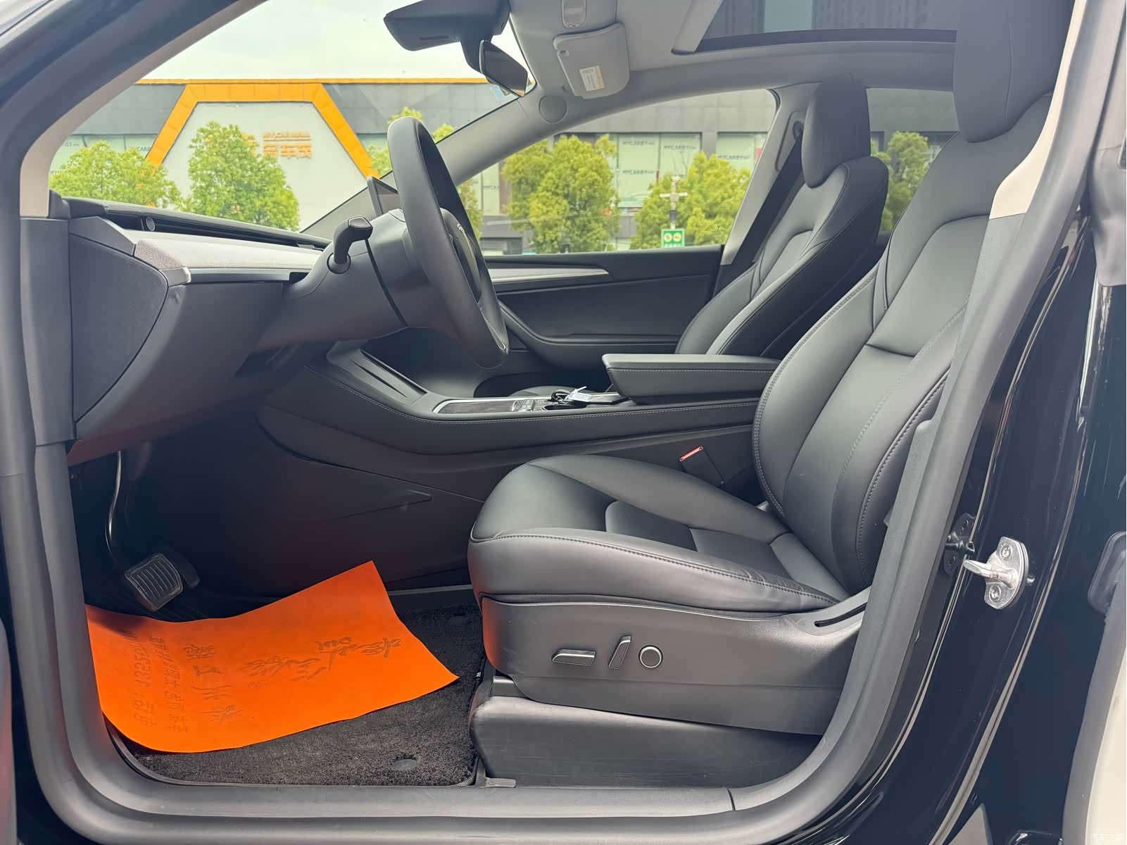 Tesla Model Y, 2022 6