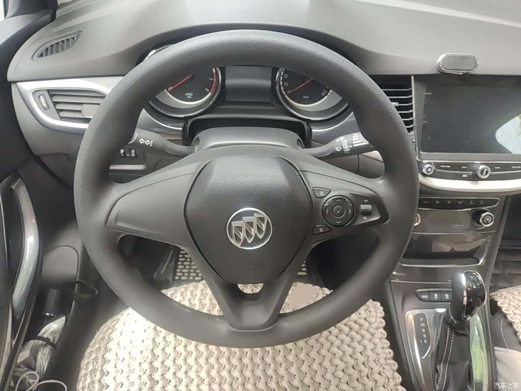 Buick Verano, 2016 3