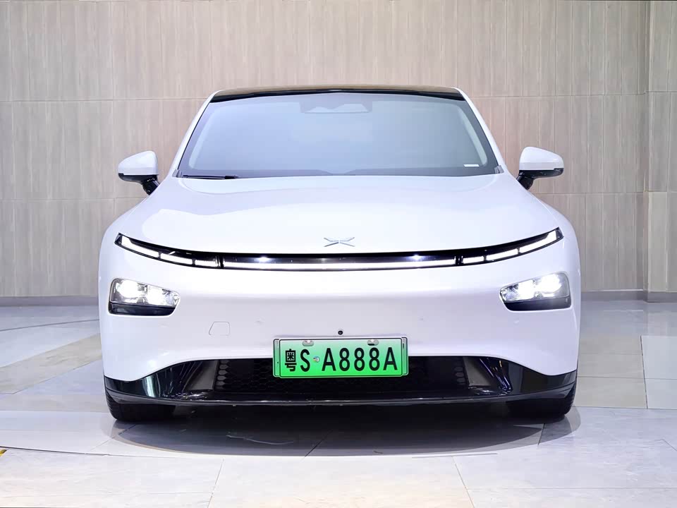 XPENG P7