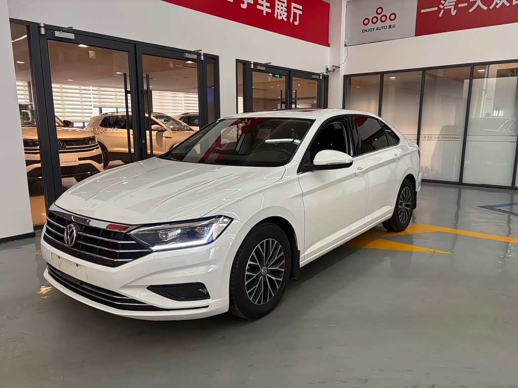 Volkswagen Sagitar