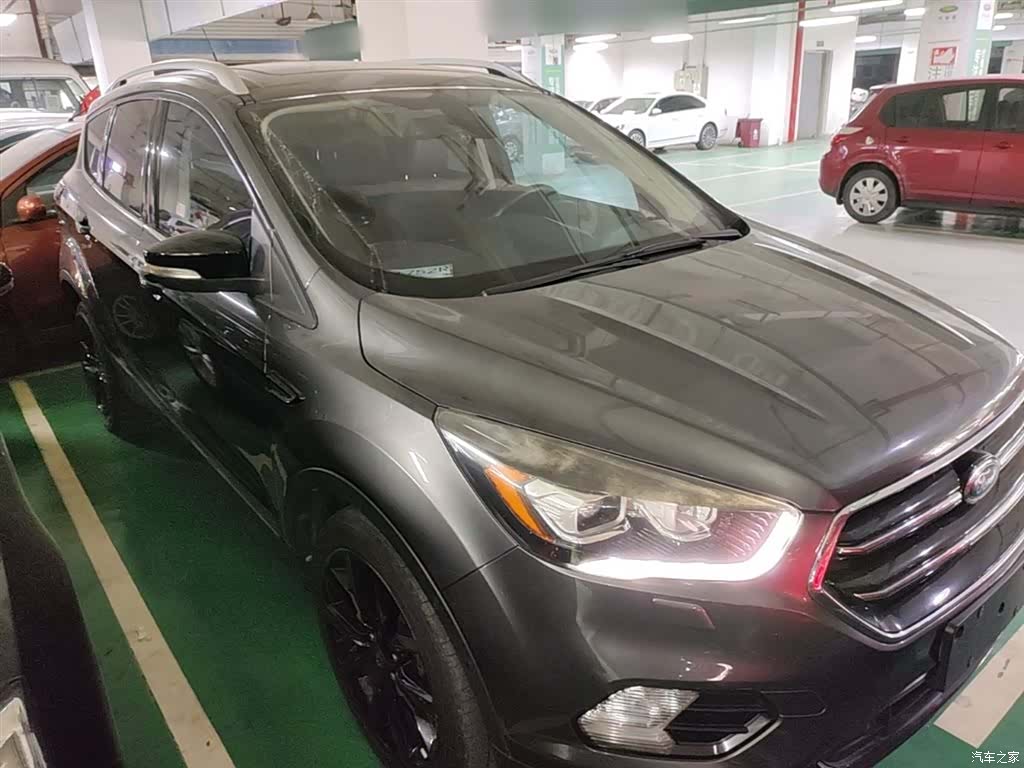 Ford Kuga, 2019 4