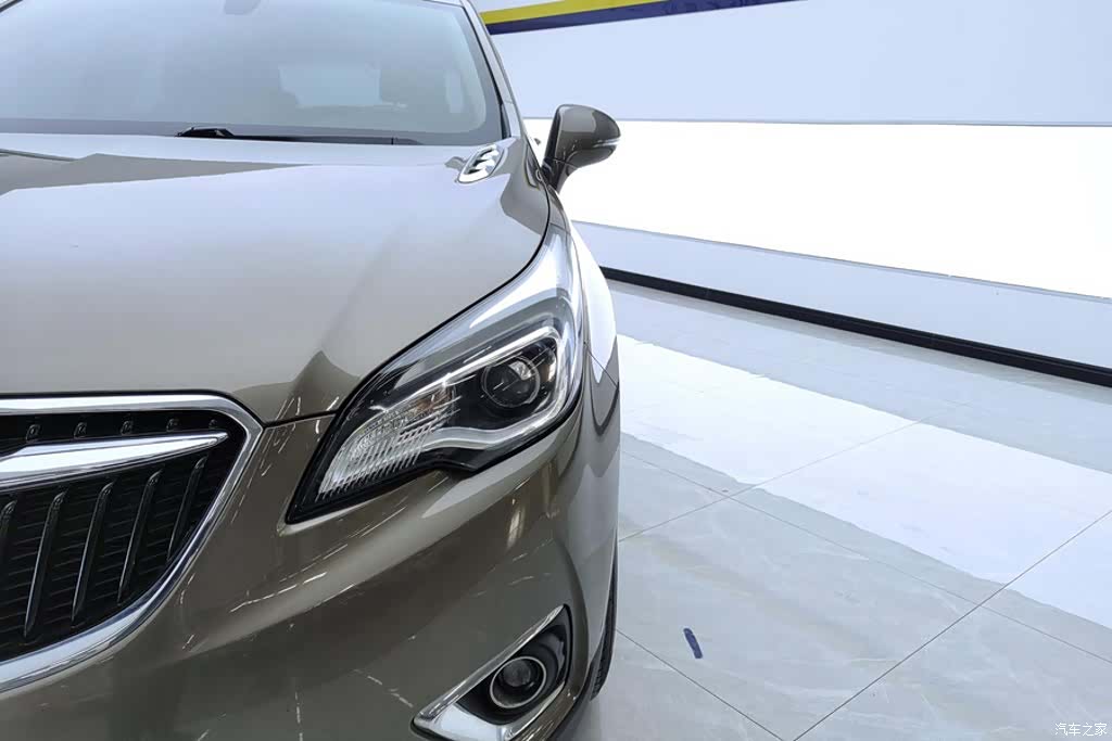Buick Envision Plus, 2020 все фото