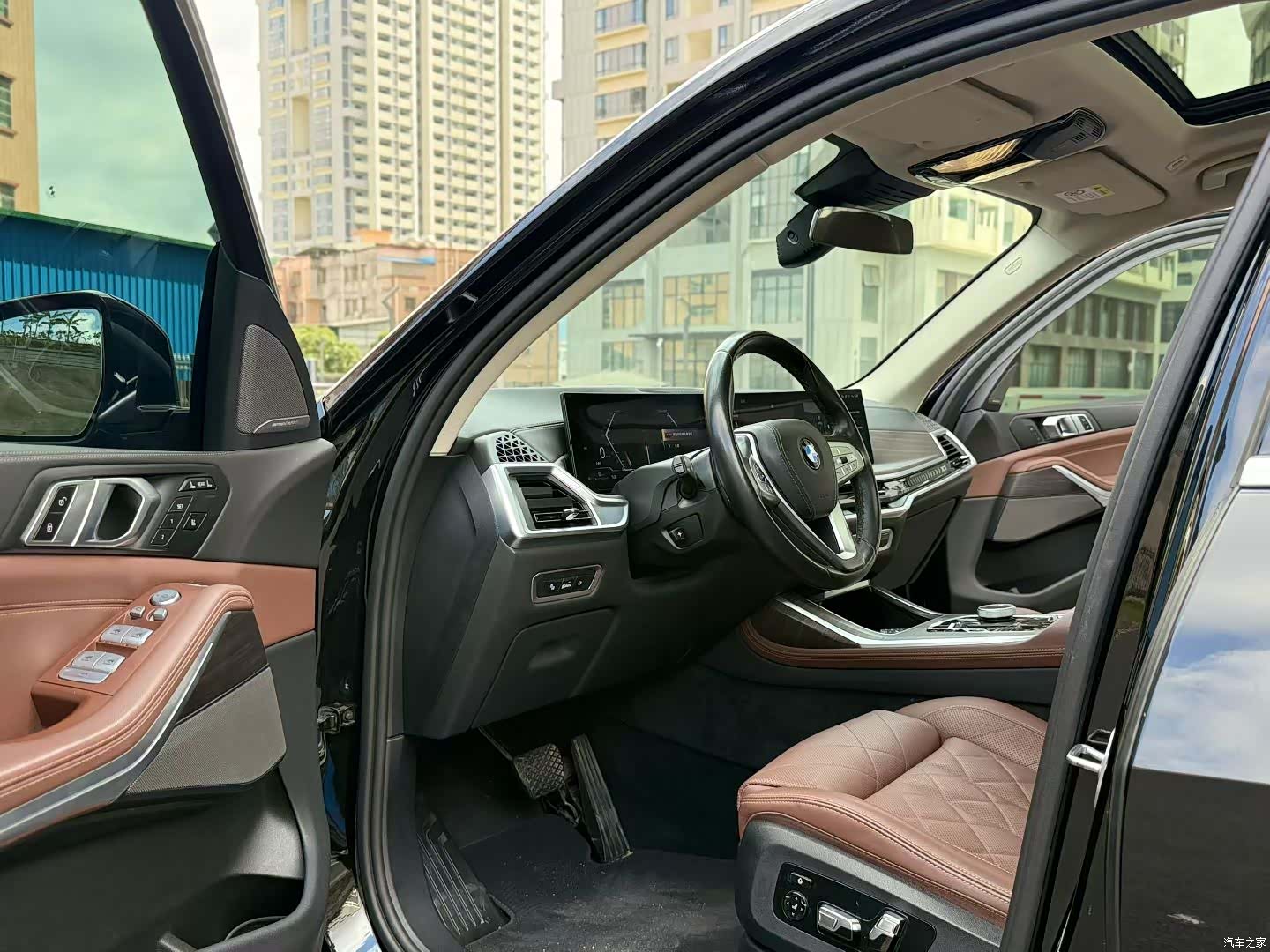 BMW X7, 2023 4