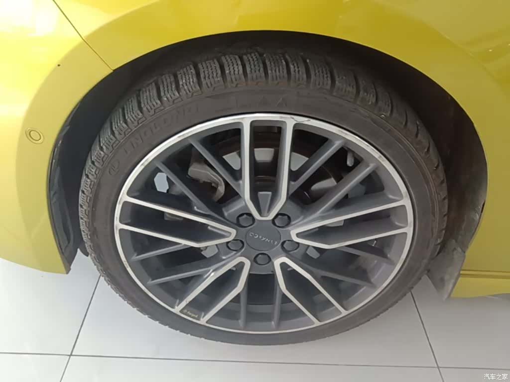 Lynk & Co 01, 2020 23