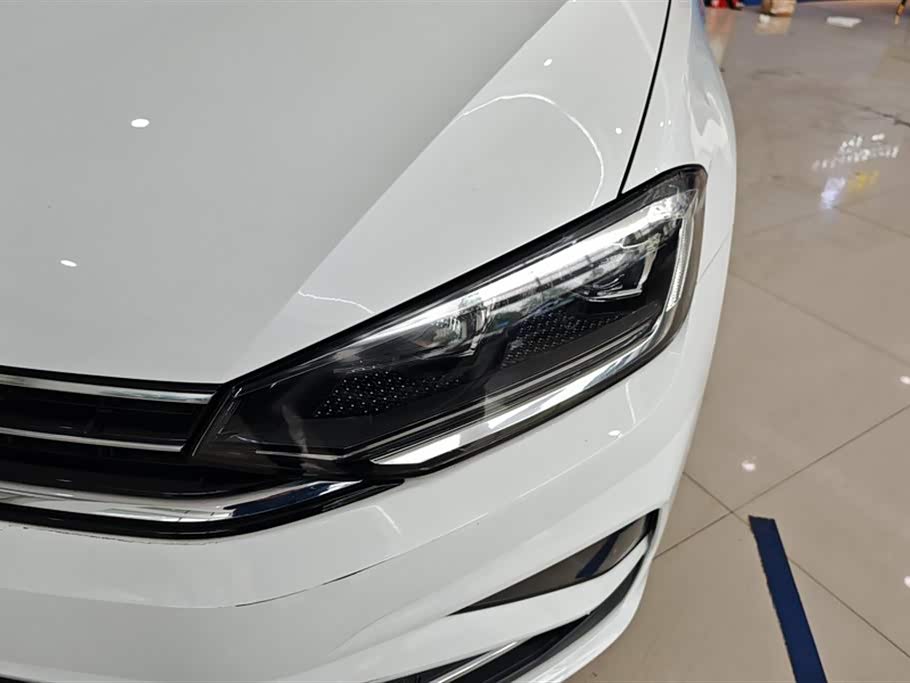 Volkswagen Golf*Jiayu