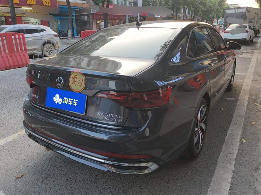 Volkswagen Sagitar