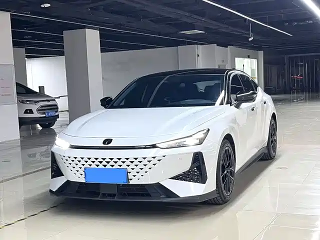 Changan UNI-V 2024 — купить из Китая под заказ