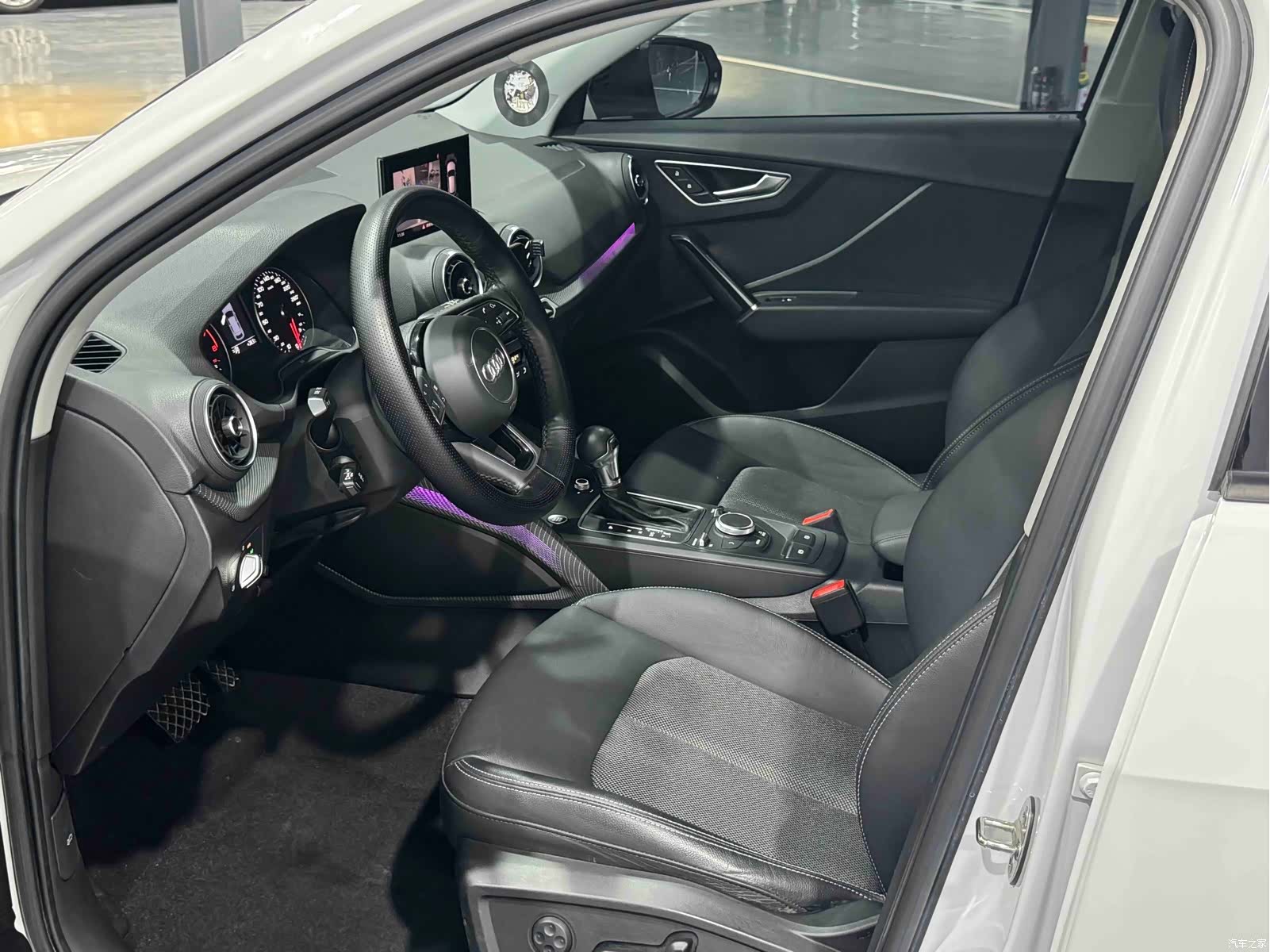 Audi Q2L, 2020 4