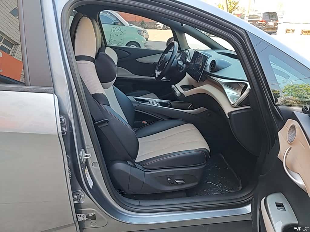 BYD Dolphin, 2023 25