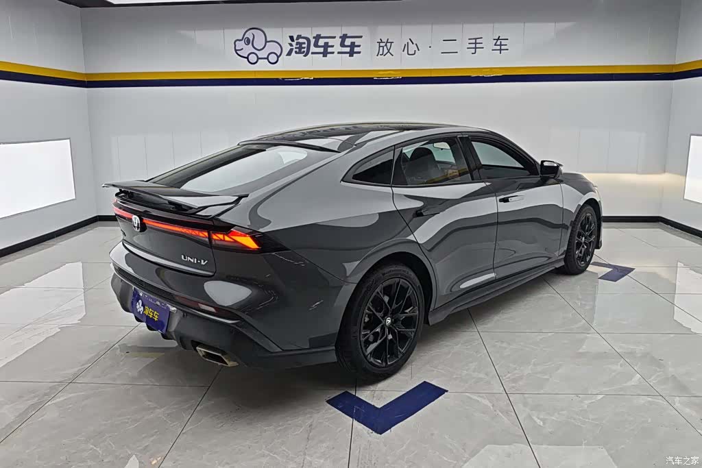 Changan UNI-V, 2025 3