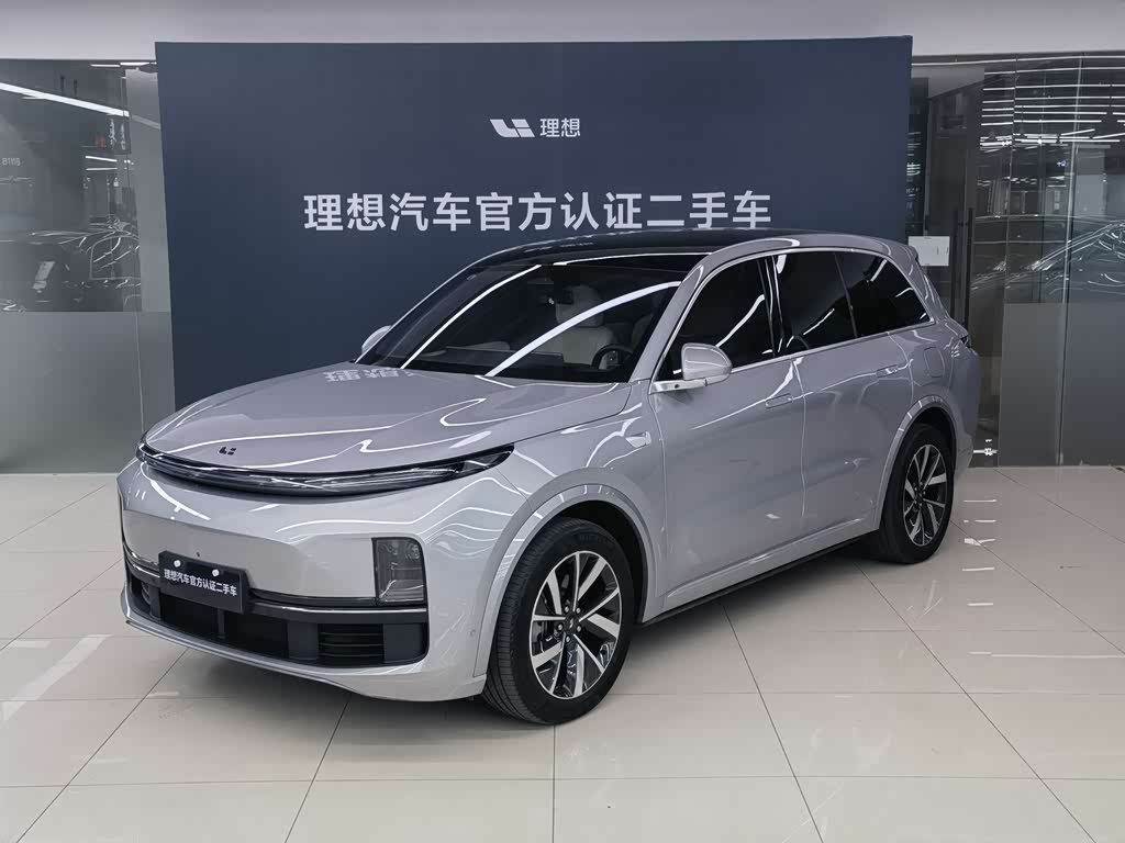 Li Auto L8