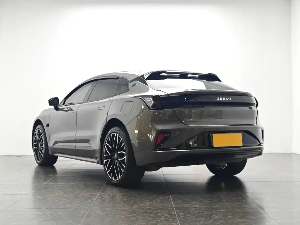 Zeekr 001