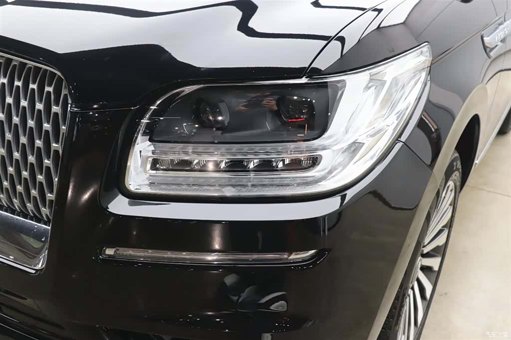 Lincoln Navigator, 2022 33