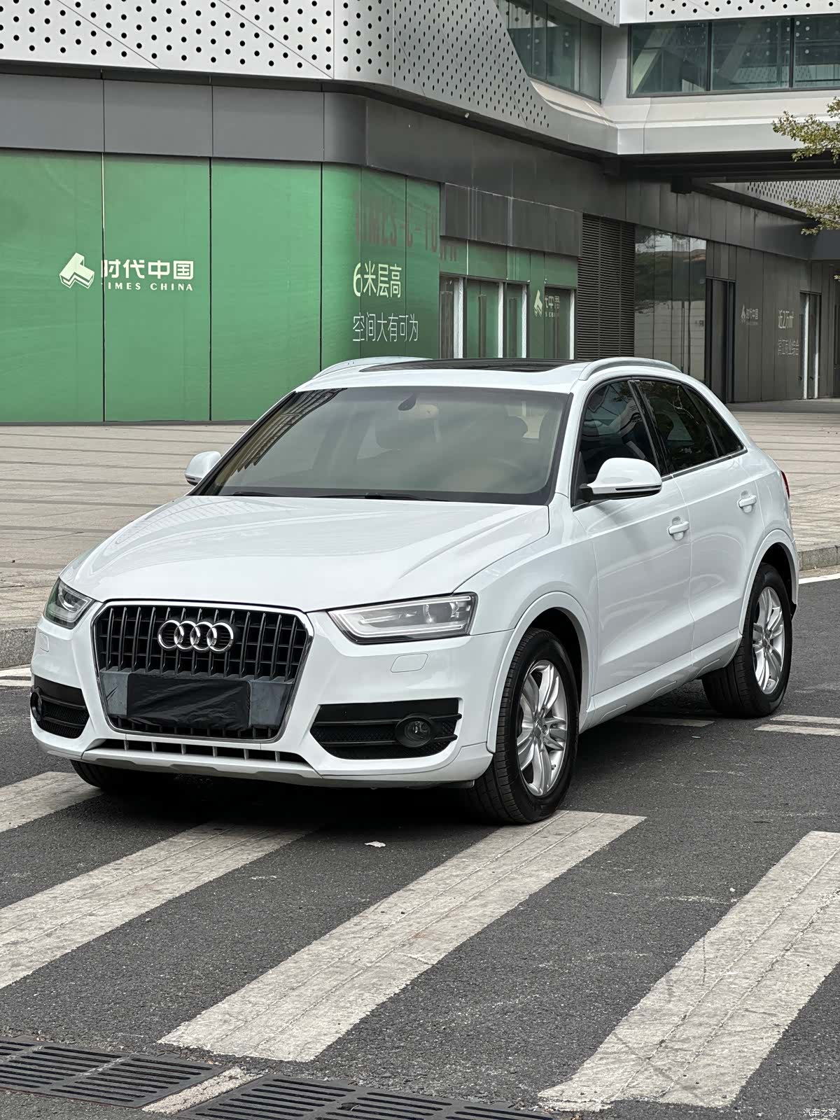 Audi Q3, 2014 1