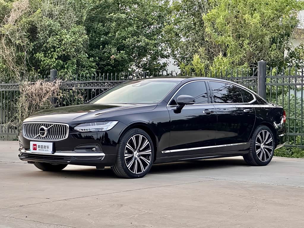 Volvo S90