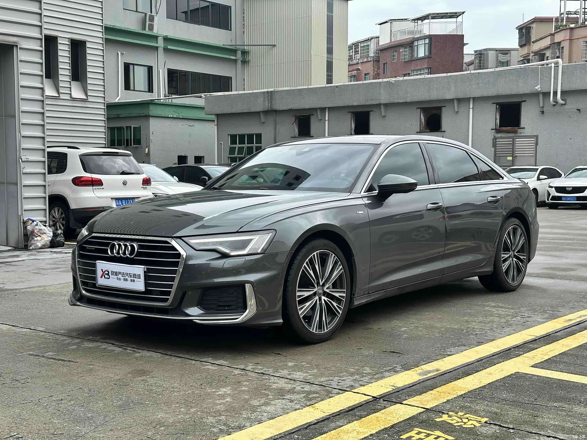 Audi A6L, 2022 1