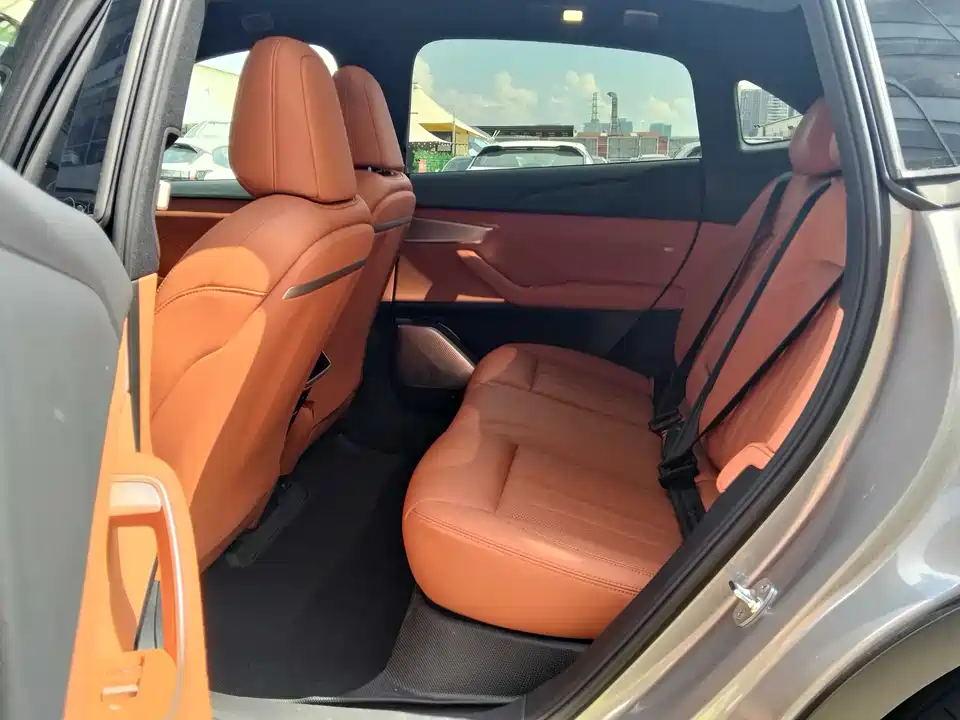 NIO L60 NIO L60