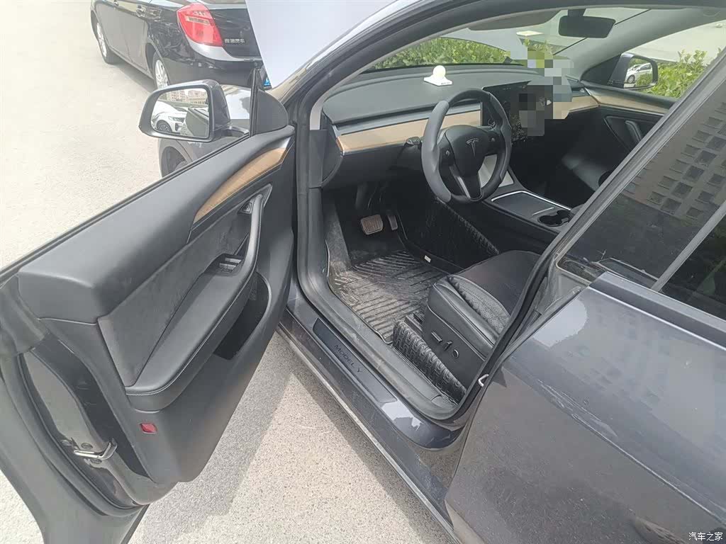 Tesla Model Y, 2021 14