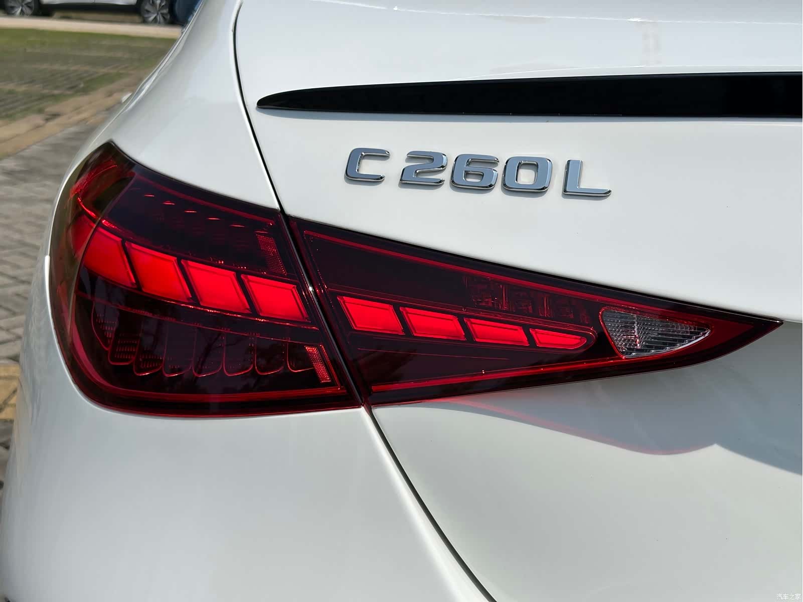 Mercedes-Benz C-Class, 2025 19