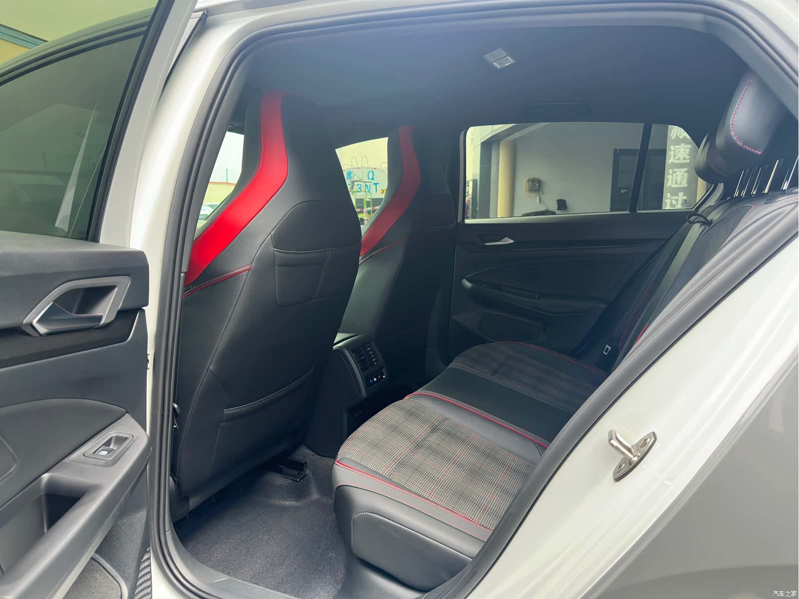 Volkswagen Golf, 2022 8