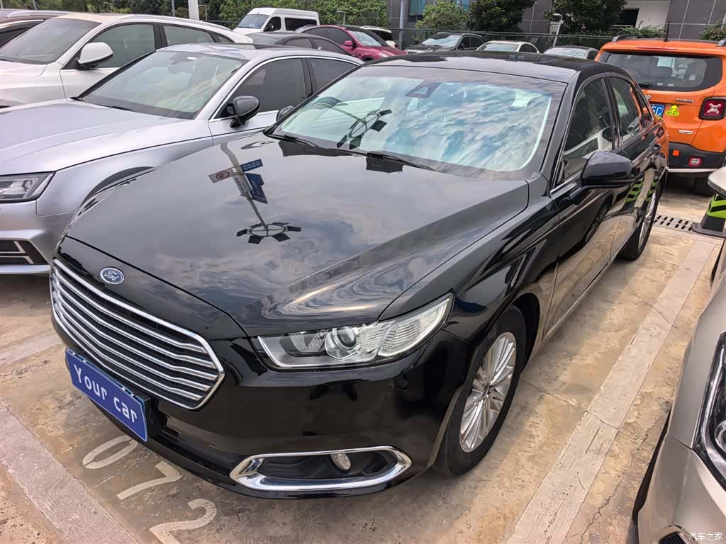 Ford Taurus
