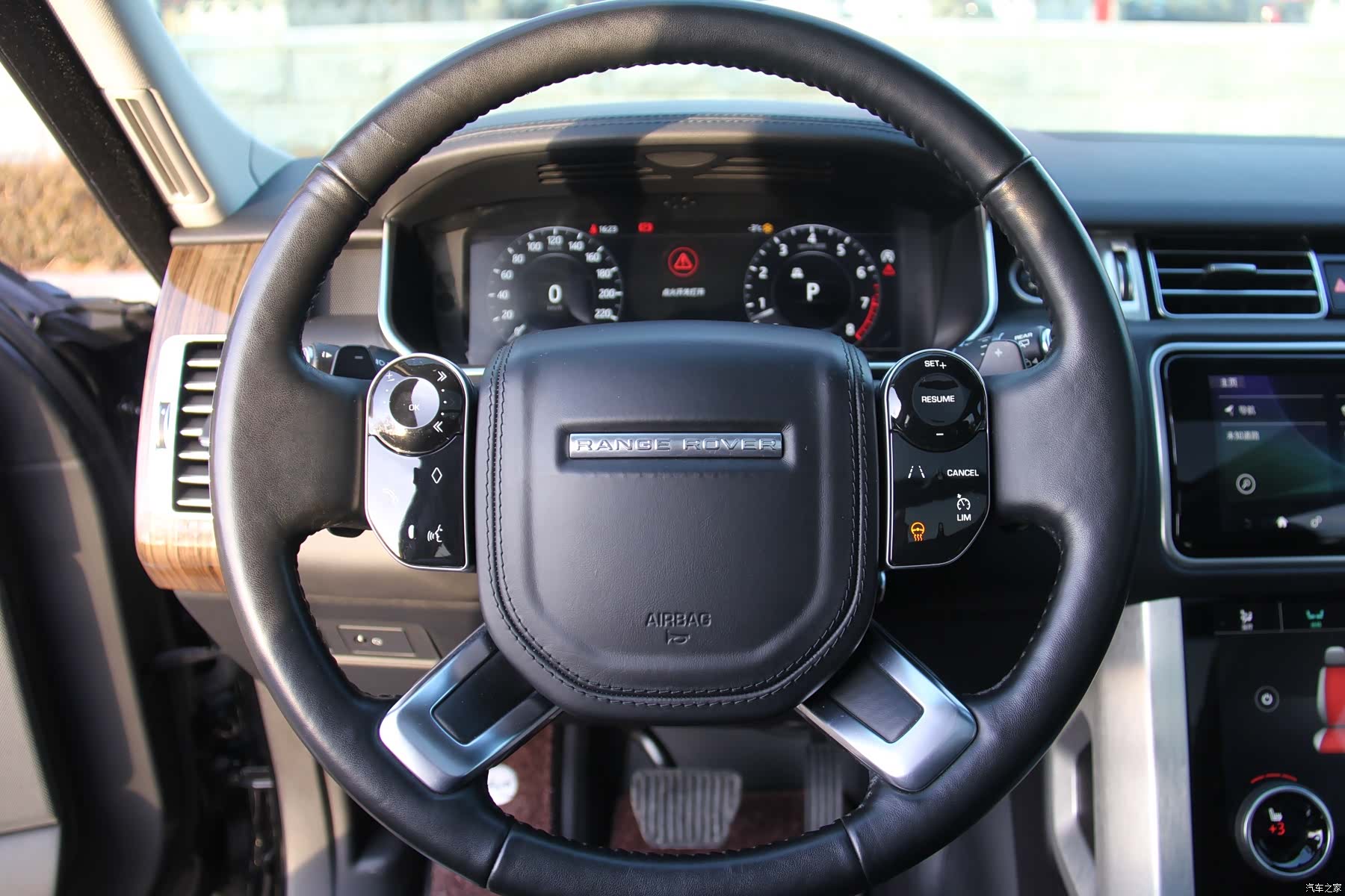 Land Rover Range Rover, 2019 19