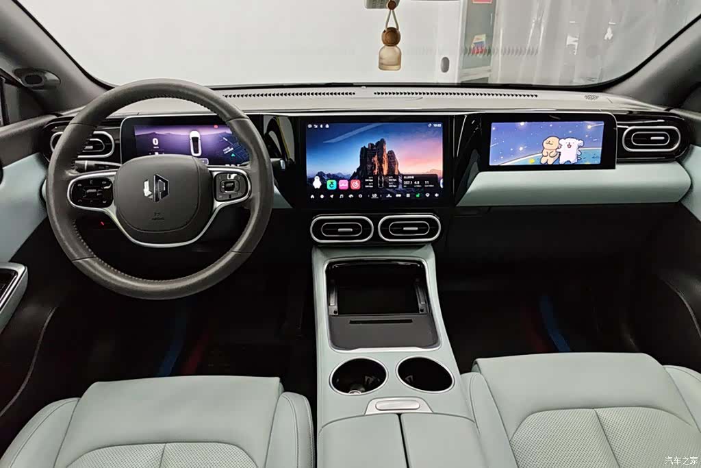 Leapmotor C01, 2023 12