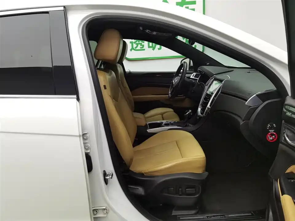 Cadillac SRX