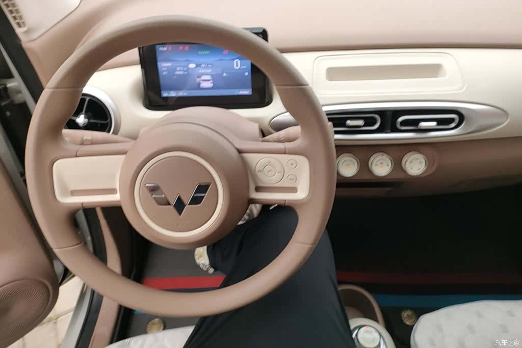 Wuling MINIEV, 2025 12