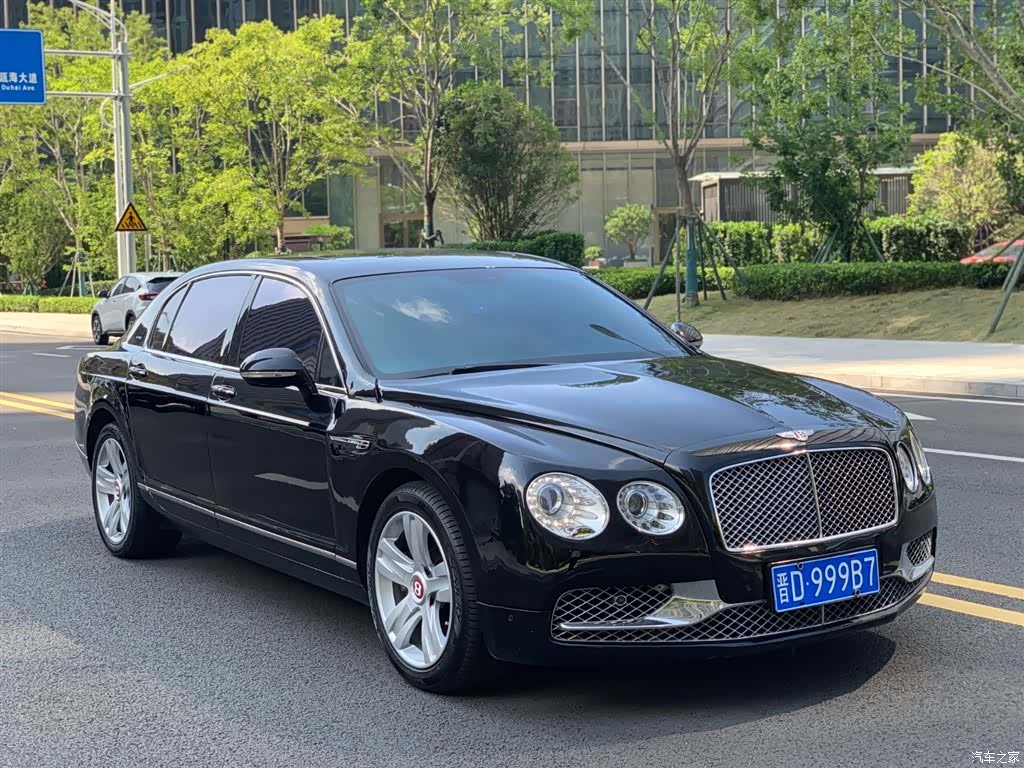 Bentley Flying Spur, 2012 3