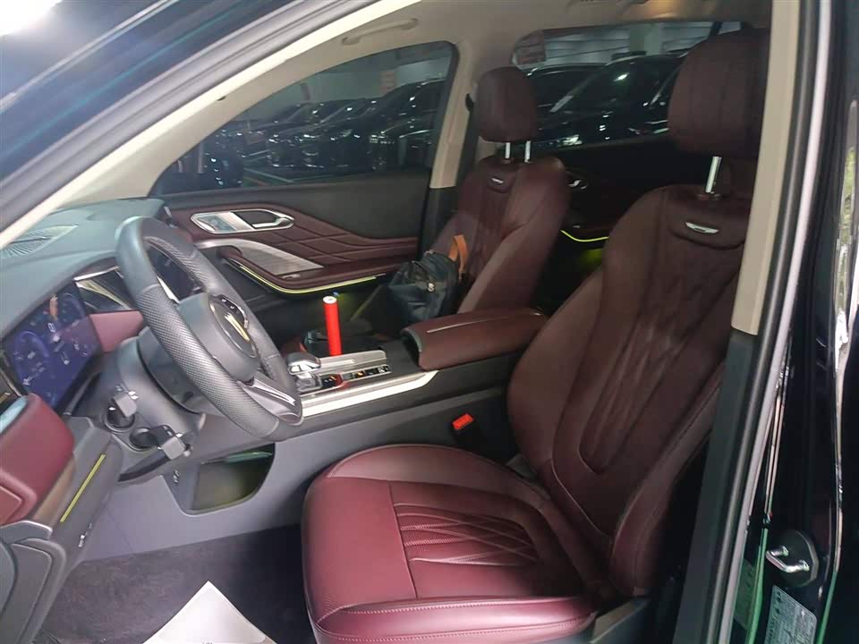 Hongqi HS7 PHEV