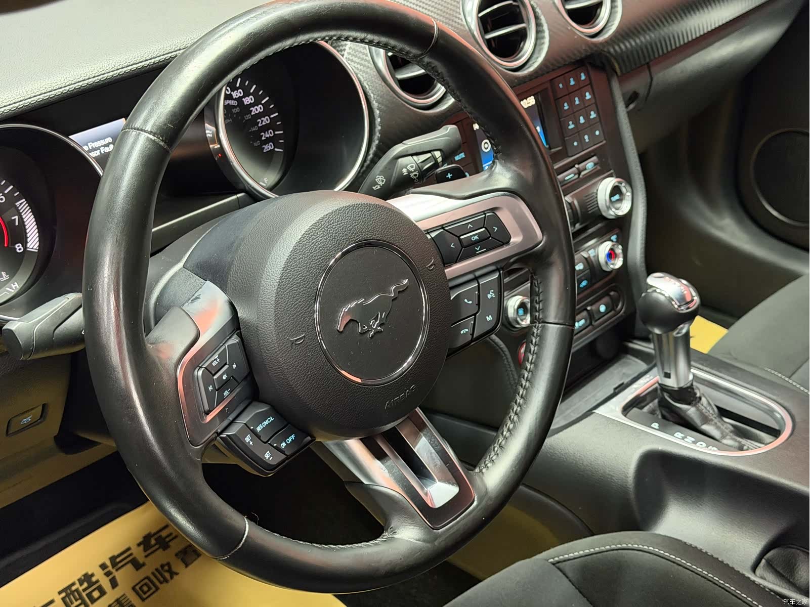 Ford Mustang, 2019 7