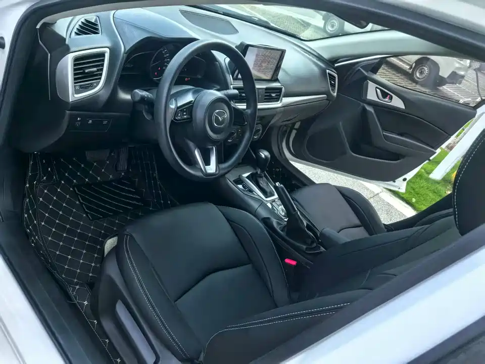 Mazda 3 Angkesaila Mazda 3 Angkesaila