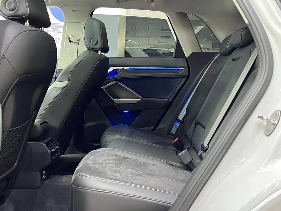 Audi Q3 2022, фото 11