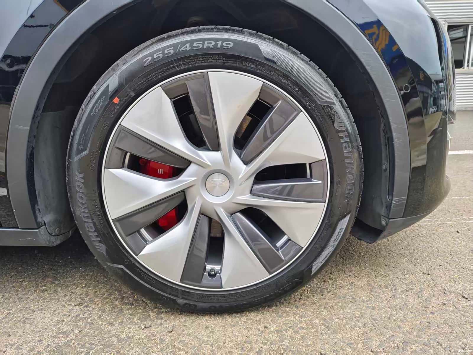 Tesla Model Y, 2022 13