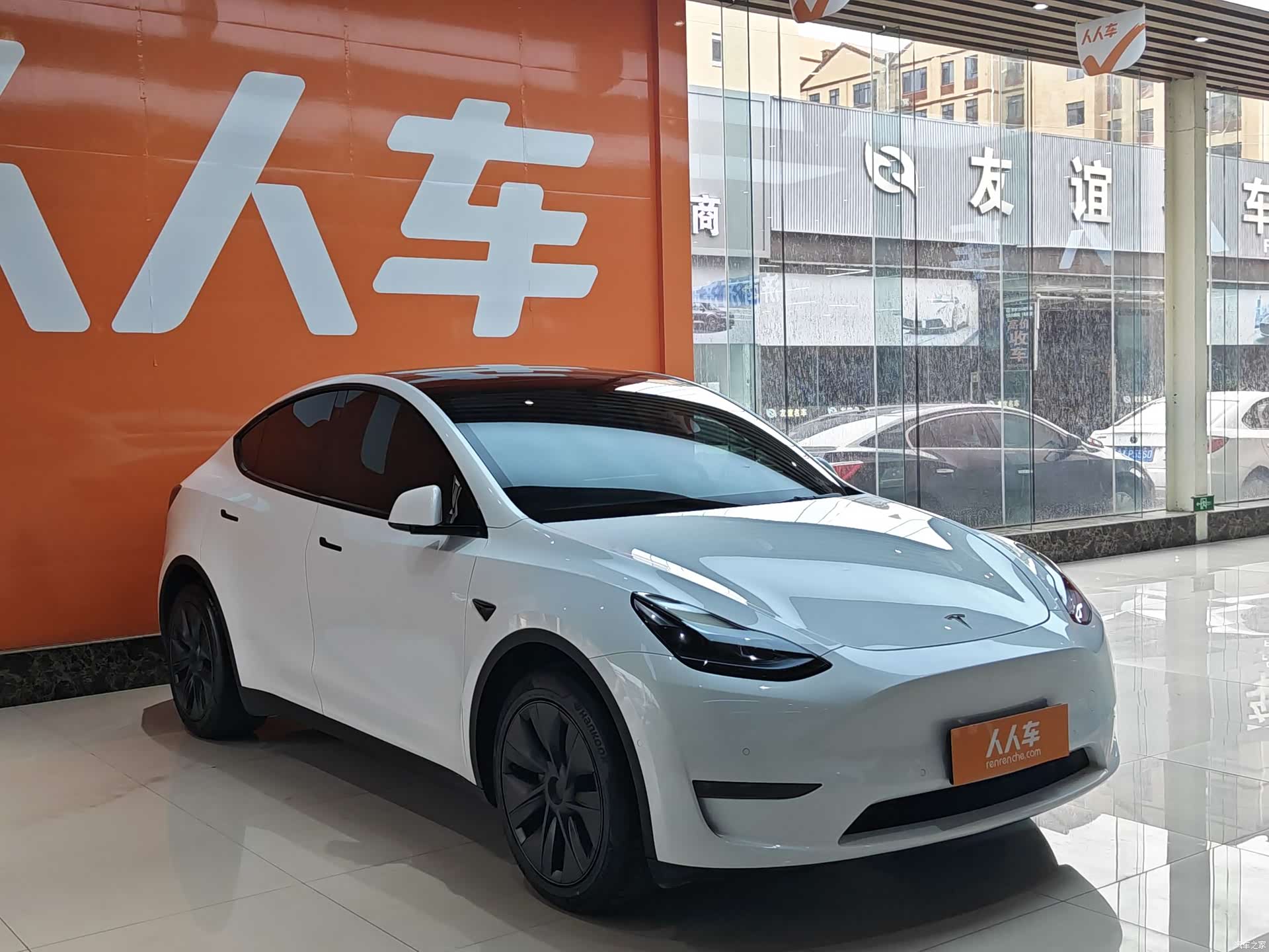 Tesla Model Y, 2023 3