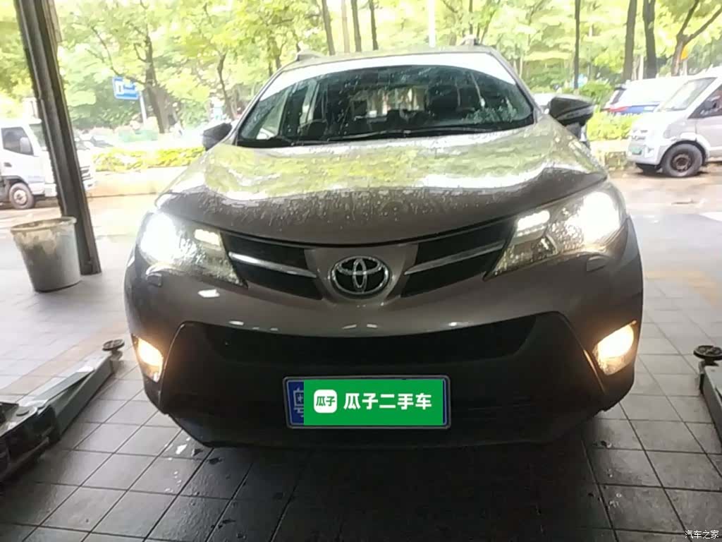 Toyota RAV4, 2014 3