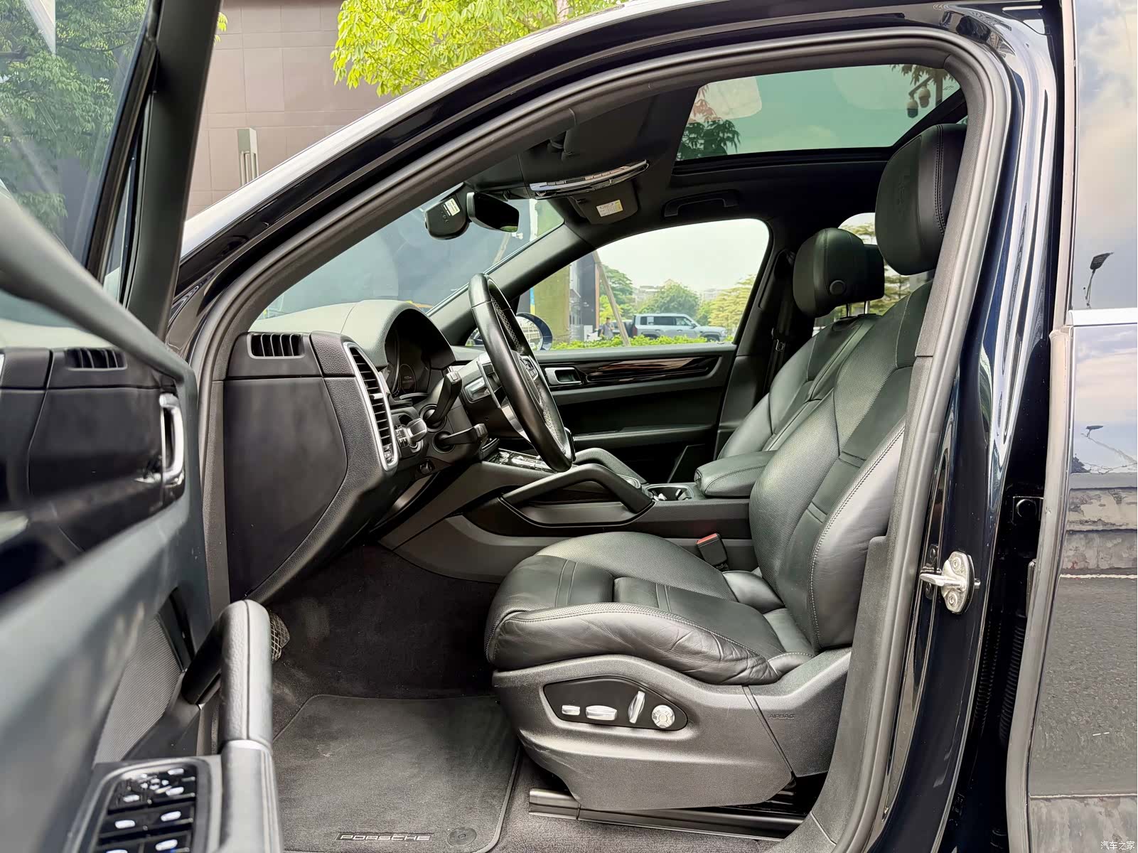 Porsche Cayenne, 2019 13