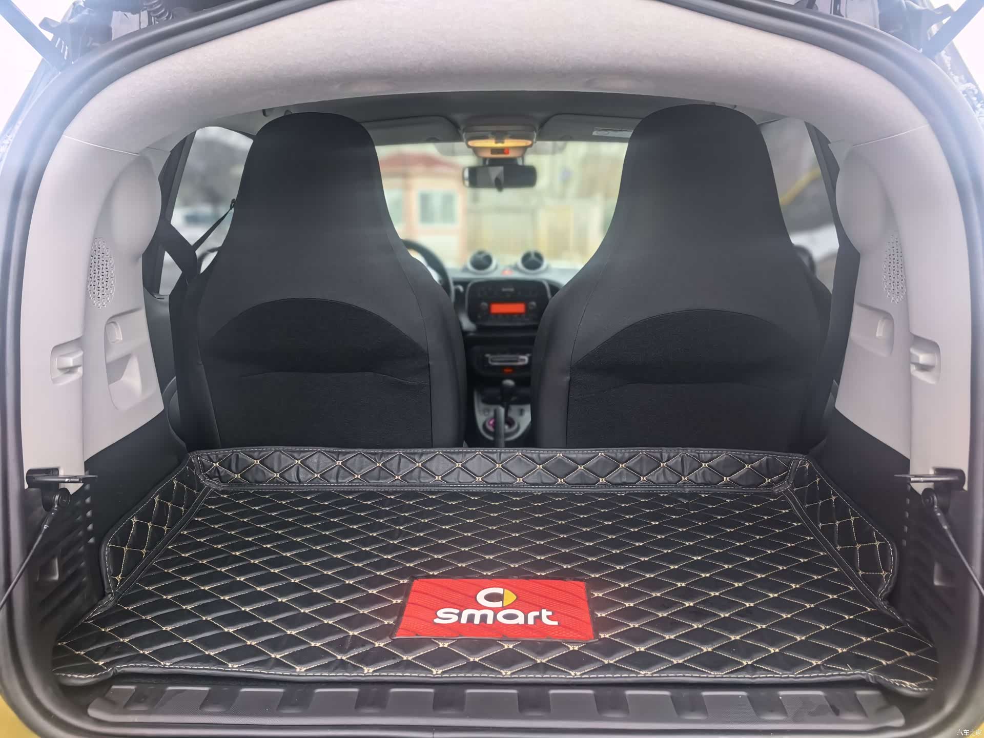Smart Fortwo, 2018 11