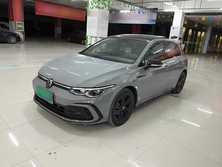 Volkswagen Golf 2023, фото 2