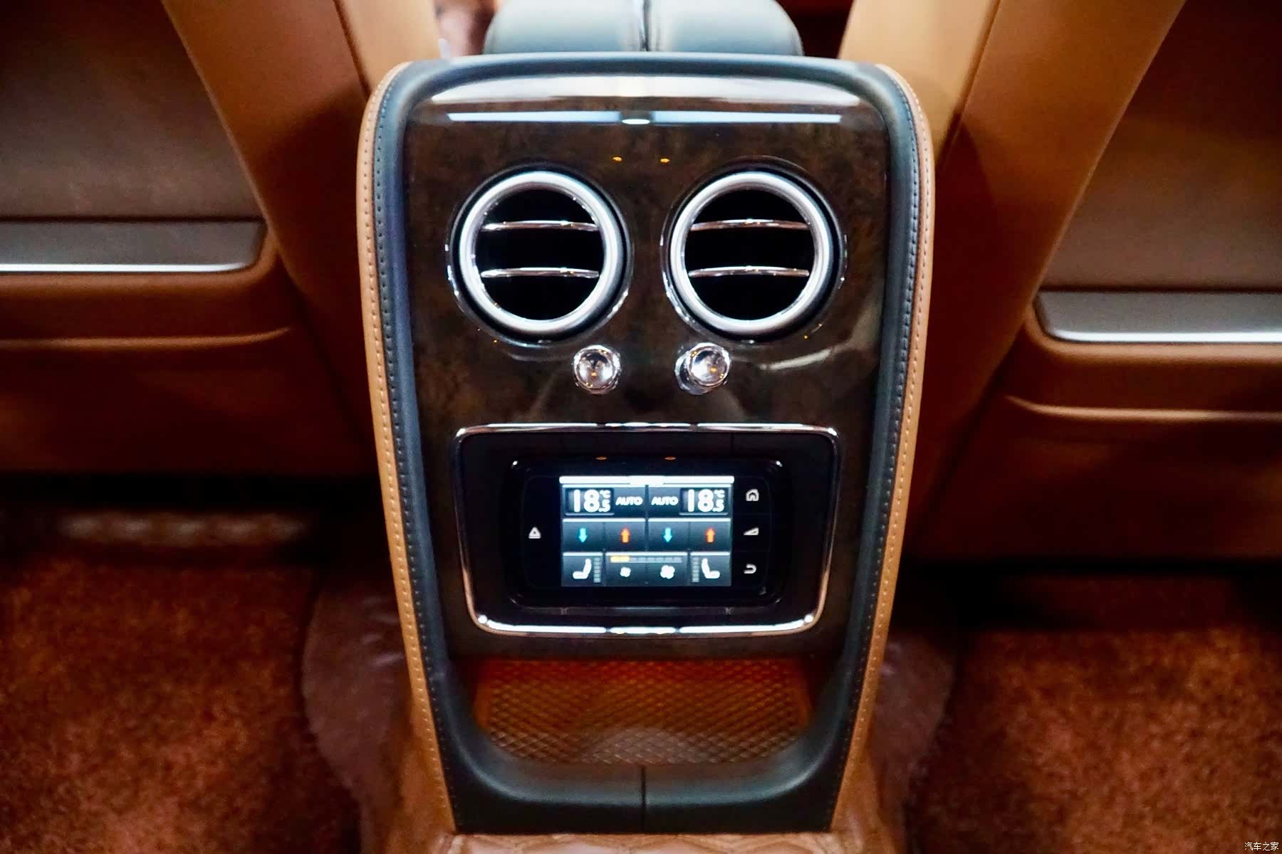Bentley Flying Spur, 2015 15