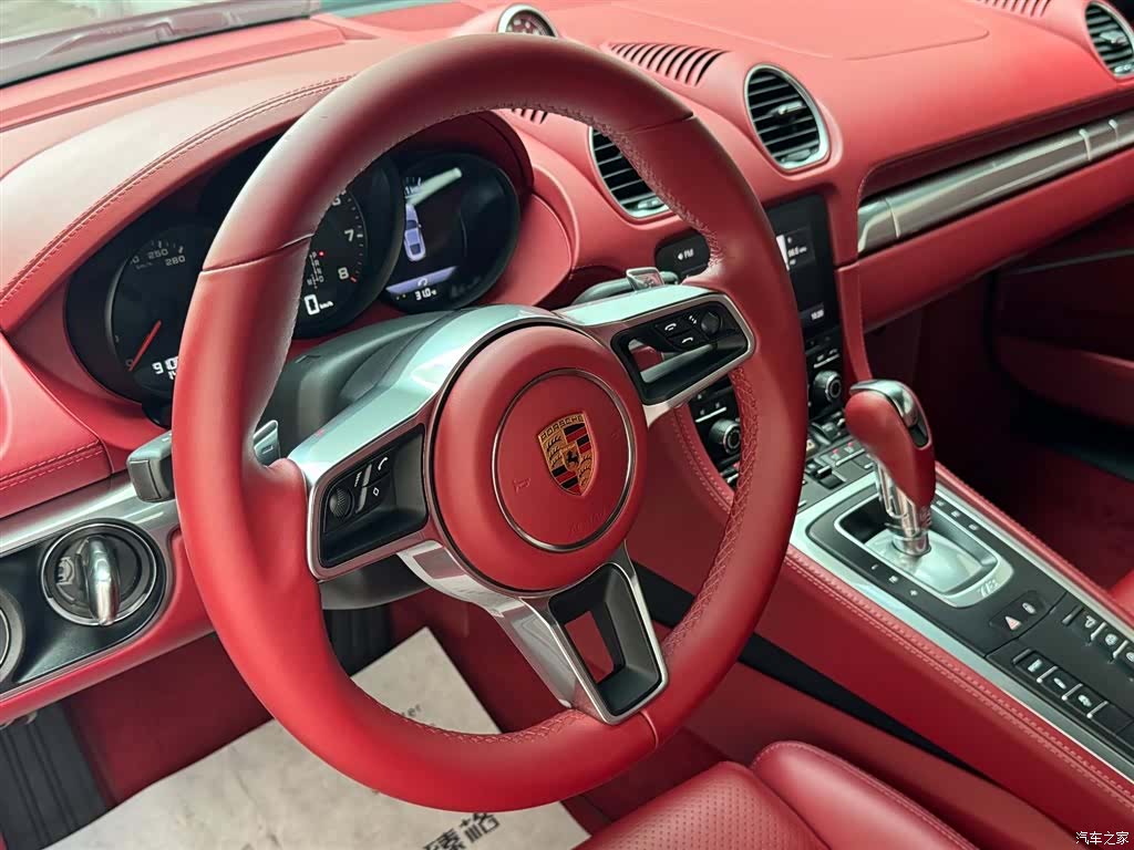 Porsche Cayman, 2018 12
