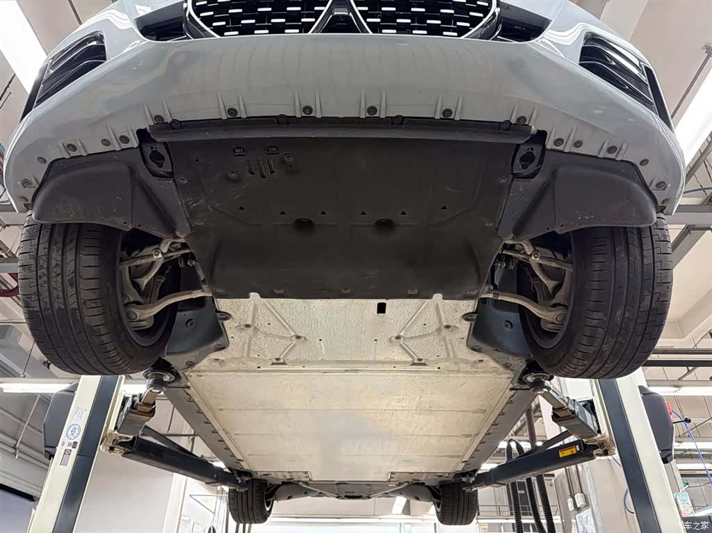 BMW i4, 2025 17