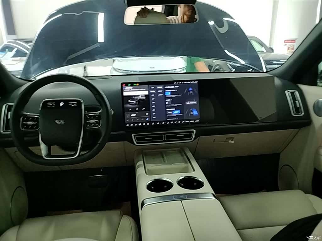 Li Auto L9, 2025 10