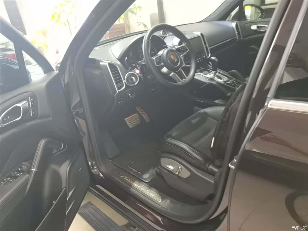 Porsche Cayenne, 2016 15
