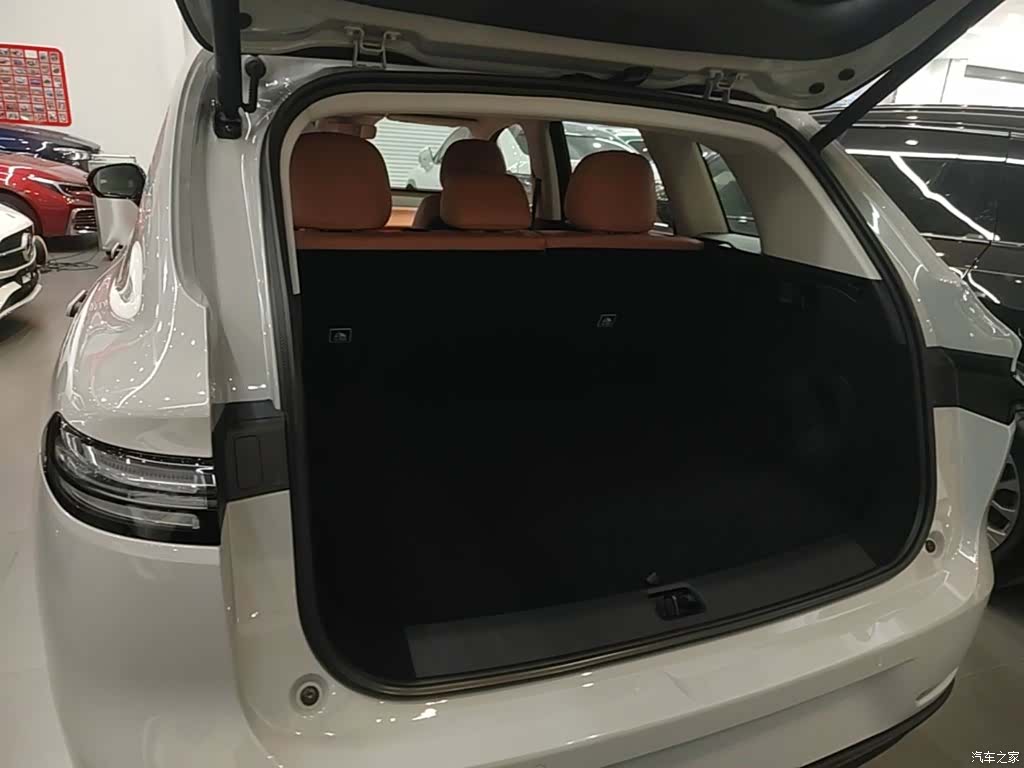 Leapmotor C10, 2025 19