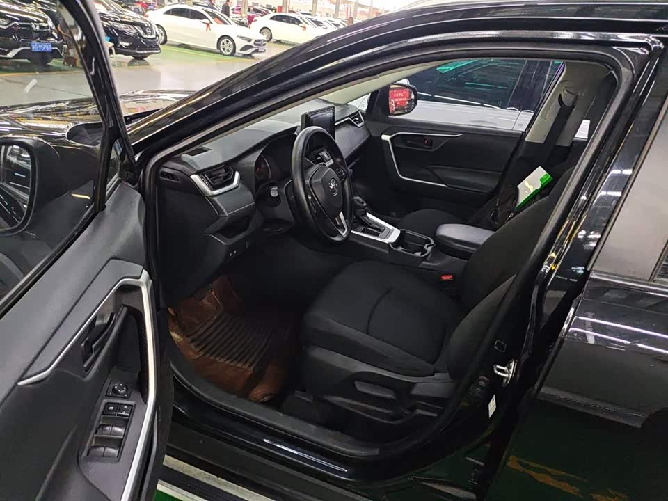 Toyota RAV4 Rongfang