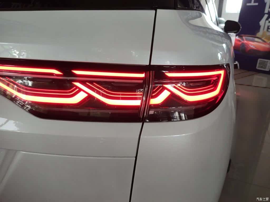 BYD Song, 2025 8